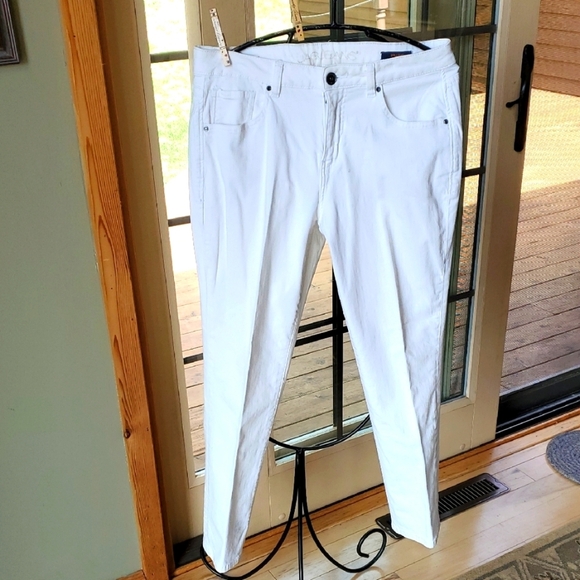 Freedom By Jag Jeans Girlfriend Stylish White Sz. 12 Jeans - Picture 1 of 14